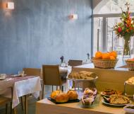 Best Western HÃ´tel du Roy d'Aragon : Hotel Bonifacio - Breakfast