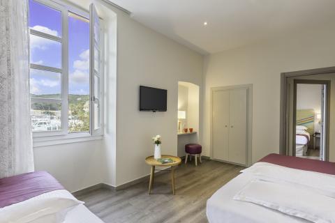 Best Western Hôtel du Roy d'Aragon : Hotel Bonifacio - La familiale