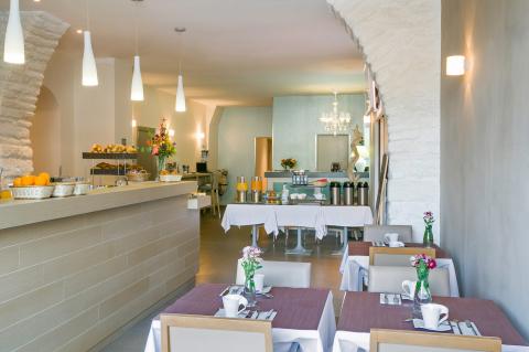 Best Western Hôtel du Roy d'Aragon : Hotel Bonifacio - Le petit déjeuner  